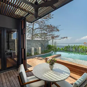 Sumitra Luxury A Pramana Experience سانور